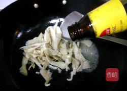 平菇炒鸡蛋的做法图解7