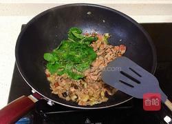 薄荷炒牛肉的做法图解6