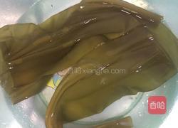 猪小排花菇海带结汤的做法图解2