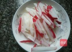 小鲫鱼焖萝卜的做法图解2