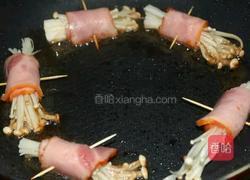 治愈系培根金针菇卷的做法图解3