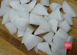 牛肉炖萝卜的做法图解2