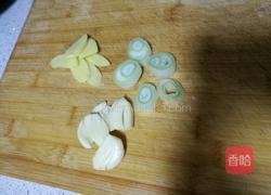 莲藕煨排骨的做法图解4