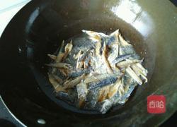 咸鱼茄子煲的做法图解8