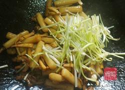 九芽肉丝炒年糕的做法图解17