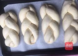 辫子面包的做法图解5