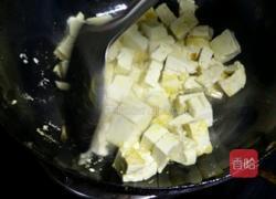豆腐炖白菜的做法图解1