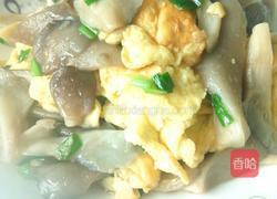 平菇炒鸡蛋的做法图解11