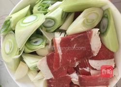 葱爆羊肉的做法图解2