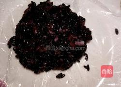 鲜虾黑米饭团的做法图解6