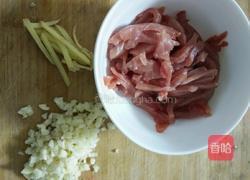 肉炒胡萝卜丝的做法图解3