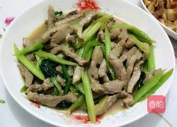 芹菜炒肉的做法图解6