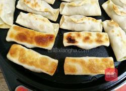锅贴饺的做法图解12