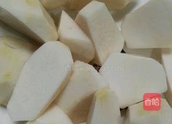 排骨烩芋头的做法图解2