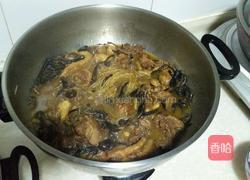三黄鸡炖榛蘑粉条的做法图解5