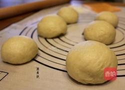 葱香肉松排包的做法图解7