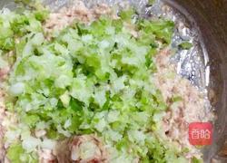 芹菜肉饺子的做法图解6