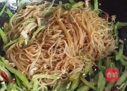 芹菜肉丝炒粉条的做法图解5