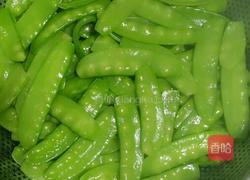 荷兰豆炒腊肠的做法图解6