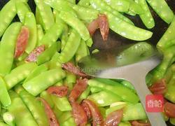 荷兰豆炒腊肠的做法图解8