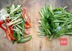 素炒绿豆饼的做法图解2