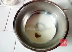 瓜仁天使蛋糕的做法图解1