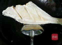 红烧剥皮鱼的做法图解2
