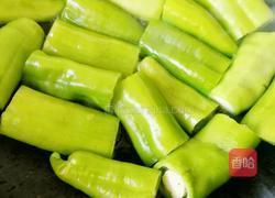 油闷尖椒土豆的做法图解4