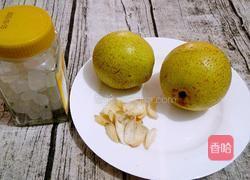 冰糖雪梨的做法图解1