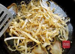 腊肉煮豆丝的做法图解7