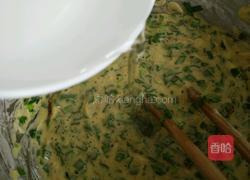 虾皮韭菜卷饼的做法图解7