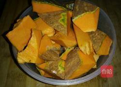 小米花生南瓜粥的做法图解1