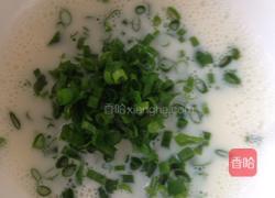 葱花薄饼干的做法图解1