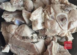 大骨头炖松茸的做法图解4