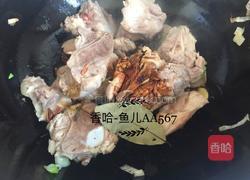 大骨头炖松茸的做法图解7