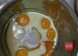 八寸草莓裸蛋糕的做法图解2