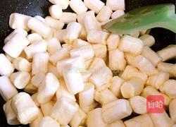 蔓越梅牛轧糖的做法图解3