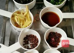 干锅河小鱼虾的做法图解2