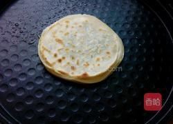 饺子皮葱油饼的做法图解6