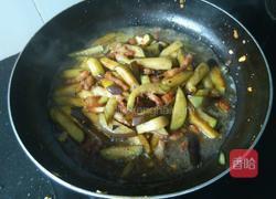 五花肉烧茄子的做法图解10