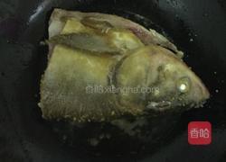 双椒鱼头的做法图解4