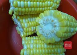 鲜榨玉米汁的做法图解2