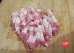 蒜香黄丝炒肉的做法图解2