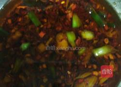 凉拌绿豆芽的做法图解2