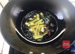 小鸡炖蘑菇的做法图解3
