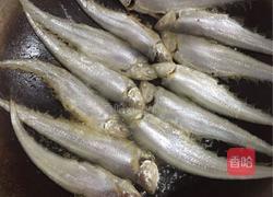 干煎鸡尾鱼的做法图解2