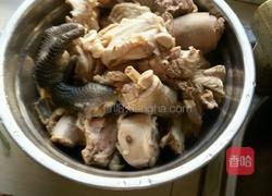 地锅鸡的做法图解1