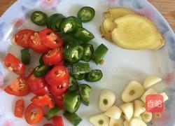 酸辣白菜的做法图解1