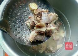 莲藕排骨汤的做法图解8