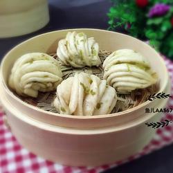 怎样做南瓜白面花卷 MjUweDI1MA